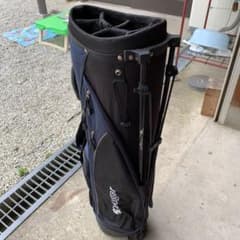 キャディバッグ　背負う紐もあります。のサムネイル