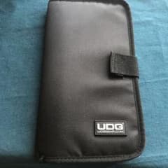 UDG CDケースのサムネイル