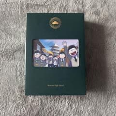 えいがのおそ松さん Blu-ray Disc 赤塚高校卒業記念品BOX 商品情報 | 「えいがのおそ松さん」公式サイト 2019年3月15日（金