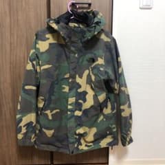 ノースフェイス マウンテンパーカーのサムネイル