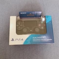 PS4 純正 コントローラーのサムネイル