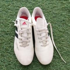 adidas アディダスのサムネイル