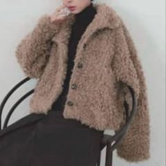 プードルファーブルゾン ベージュ esicaエシカ LIANリアン - メルカリ