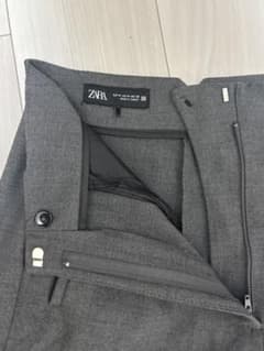 ZARA グレー スラックス テーパードパンツのサムネイル