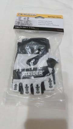 【新品】ストライダー 手袋のサムネイル