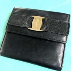 Salvatore Ferragamo 二つ折り財布 ブラックのサムネイル
