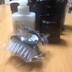 Rigaos薬用スカルプケアシャンプー&チャージャーミニボトル セットのサムネイル