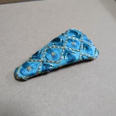 【ハンドメイド】刺繍リボンのパッチンピンのサムネイル