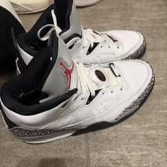 Jordan スニーカー ホワイト ブラックのサムネイル