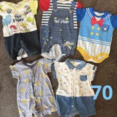 半袖ロンパース5点セット（70センチ）のサムネイル