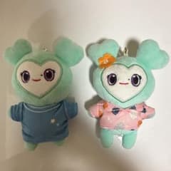 TWICE ラブリー ミナぬいぐるみ マスコット 2体セットのサムネイル