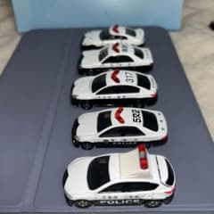 警察車両トミカ 5台セットのサムネイル