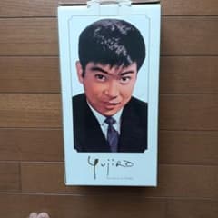 未開栓 石原裕次郎記念ワイン＆生酒セットのサムネイル