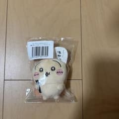 ちいかわ うさぎだらけくじ E賞 ぬいぐるみバッジのサムネイル