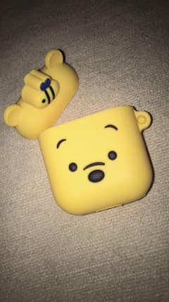 AirPods プーさんのサムネイル