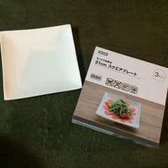 シンプル 白お皿のサムネイル