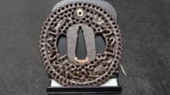 南蛮鍔 双龍の図 鉄鍔 （小） - メルカリ