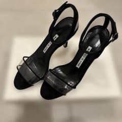 極美品 マノロブラニク クリア サンダル - メルカリ