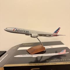 航空模型 アメリカン航空 Boeing 777-300ER 1/200モデル - メルカリ