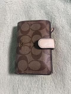 Coach 二つ折り財布 ブラウンのサムネイル