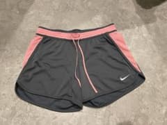 NIKE ランニングパンツのサムネイル