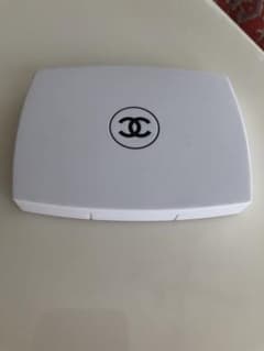 CHANEL  ルブランファンデーション20BEIGE ROSEまこ様専用のサムネイル