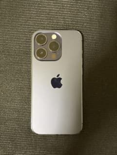 Apple iPhone 14 Pro 本体のサムネイル