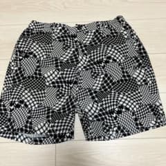 マスターバニーエディション ストレッチ ハーフパンツ 総柄 黒×白