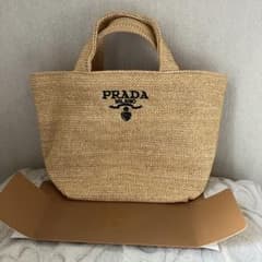 PRADA ノベルティ トートバッグ ストロー風 - メルカリ