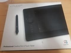 ワコム ペンタブレット intuos Pro Mサイズのサムネイル