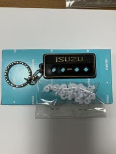 ISUZU キーホルダー 数字プレート付きのサムネイル