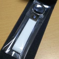 milＱ様用★ＢＭＷキーホルダー【新品】黒と白セットのサムネイル
