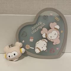 TWICE×サンリオ ガチャガチャ マスコットチャーム、クリアラバー