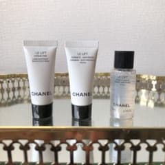 CHANEL シャネル　美白シリーズ　美白化粧水　美白美容液　美白クリームのサムネイル