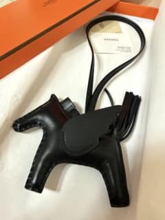 新品未使用 エルメスHERMES ペガサスPM ソーブラック K刻印のサムネイル