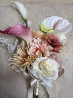 ウェディングブーケ　アーティフィシャルフラワー　胡蝶蘭　結婚式　ニュアンスピンクのサムネイル