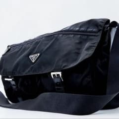 PRADA メッセンジャーバッグ ショルダーバッグ ナイロン ブラック A4