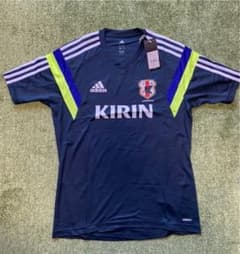 アディダス 日本代表 トレーニングトップのサムネイル