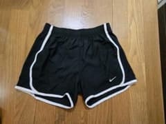 NIKE ランニングショートパンツ ブラック Sサイズのサムネイル
