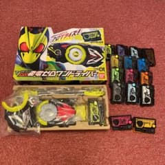仮面ライダーゼロワン　変身ベルト&プログライズキーのサムネイル