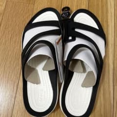 【美品】クロックス　サンダル　24㎝のサムネイル