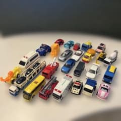 M*I様 トミカ・ミニカー まとめ売り 【26台セット】のサムネイル