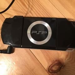 psp 充電器付き カセット付きですのサムネイル