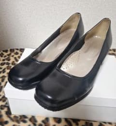 パンプス　nissen ACQUA CALDAのパンプスのサムネイル