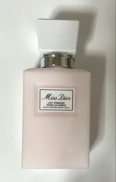 Miss Dior Eau Fondante ボディローションのサムネイル