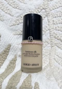GIORGIO ARMANI Luminous Silk Foundation