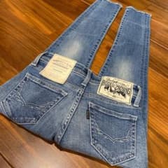 新品　未使用　RODEOCROWNS ロデオクラウンズ  デニム　スキニー　23のサムネイル