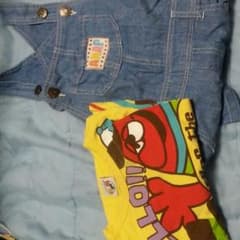 子供用の洋服セットのサムネイル