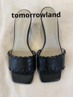 TOMORROWLAND ブラック サンダルのサムネイル