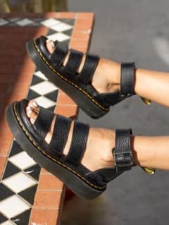 Dr.Martens CLARISSA II NAPPA 黒 サンダル UK6 Dr.Martens CLARISSA II NAPPA 黒 サンダル UK6 - メルカリ